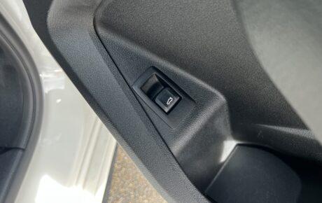 BMW 1シリーズ　M135iｘドライブ