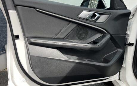 BMW 1シリーズ　M135iｘドライブ