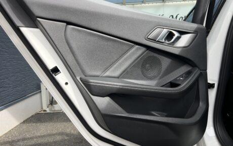 BMW 1シリーズ　M135iｘドライブ