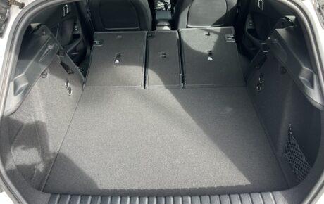 BMW 1シリーズ　M135iｘドライブ