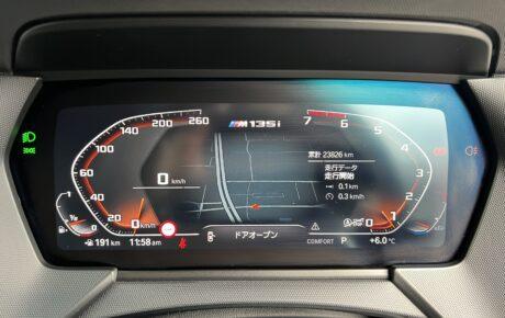 BMW 1シリーズ　M135iｘドライブ