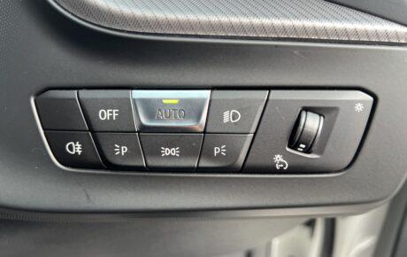 BMW 1シリーズ　M135iｘドライブ