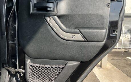 ジープ　ラングラー　アンミリテッドスポーツ