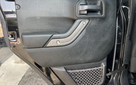 ジープ　ラングラー　アンミリテッドスポーツ