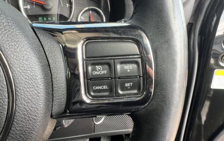 ジープ　ラングラー　アンミリテッドスポーツ