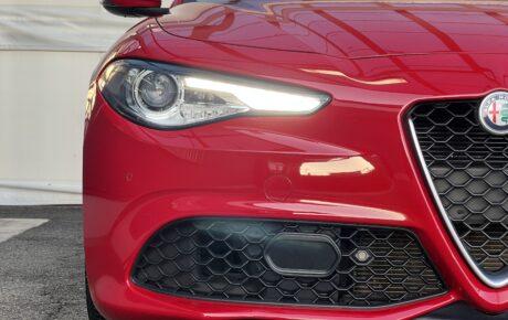 アルファロメオ　ジュリア　ヴェローチェ