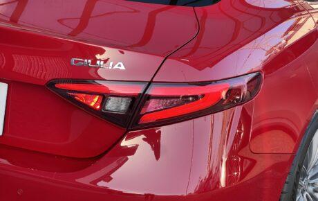 アルファロメオ　ジュリア　ヴェローチェ