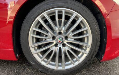 アルファロメオ　ジュリア　ヴェローチェ