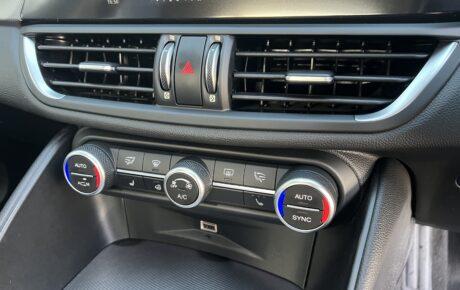 アルファロメオ　ジュリア　ヴェローチェ