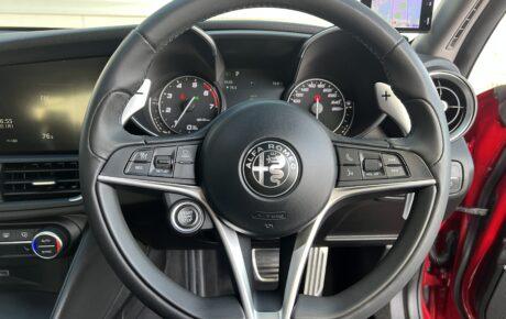 アルファロメオ　ジュリア　ヴェローチェ