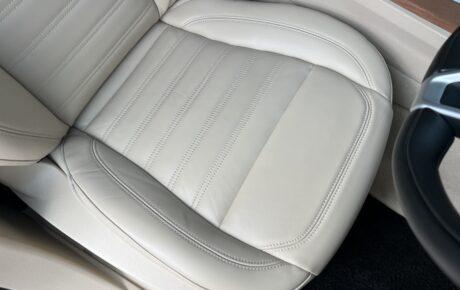 アルファロメオ ステルヴィオ 2.0ターボQ4ラグジュアリーPKG