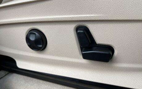 アルファロメオ ステルヴィオ 2.0ターボQ4ラグジュアリーPKG