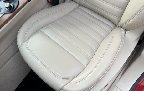 アルファロメオ ステルヴィオ 2.0ターボQ4ラグジュアリーPKG