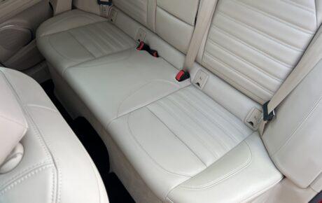 アルファロメオ ステルヴィオ 2.0ターボQ4ラグジュアリーPKG