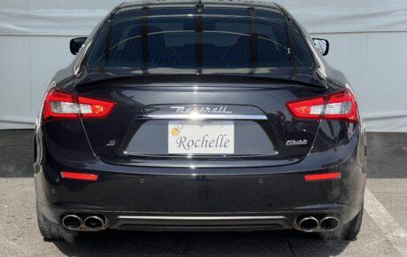 マセラティ  ギブリ　S　スポーツパフォーマンスパッケージ