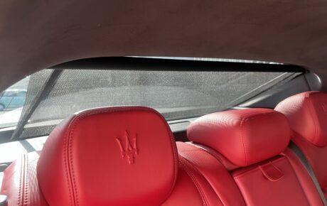 マセラティ  ギブリ　S　スポーツパフォーマンスパッケージ